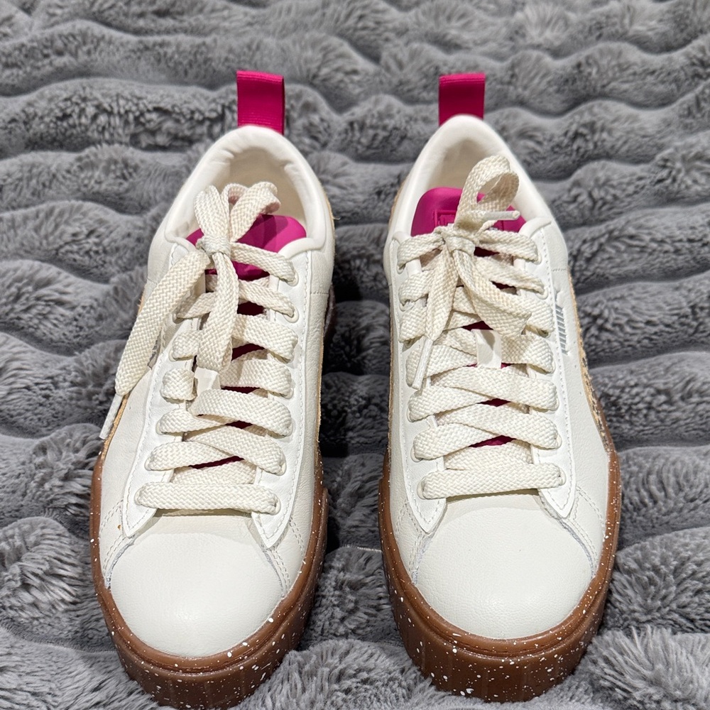 Puma Women's Sneakers in Cream and Pink